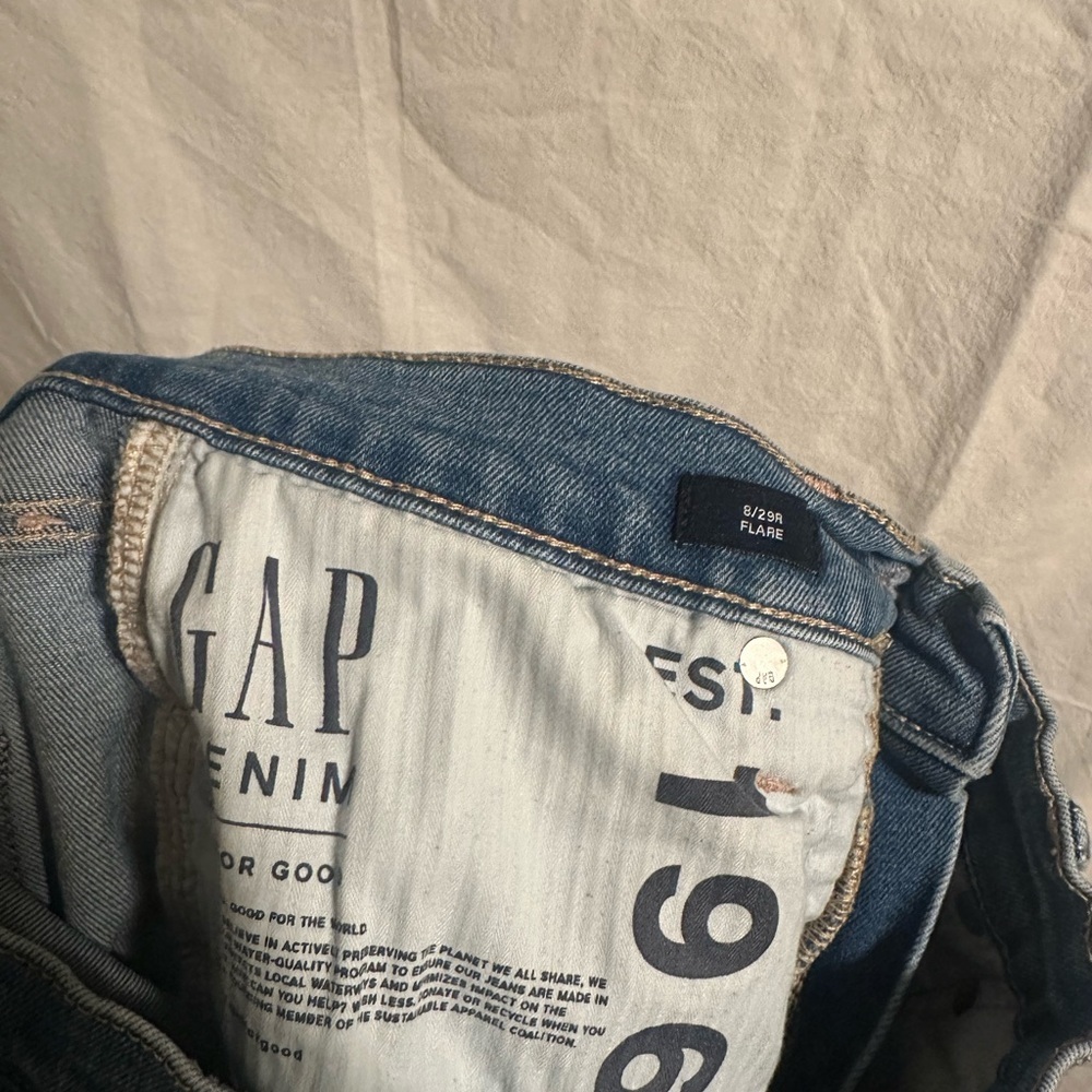 GAP Light Blue Flare Jeans Size 8 / 29R - Picture 3 of 3